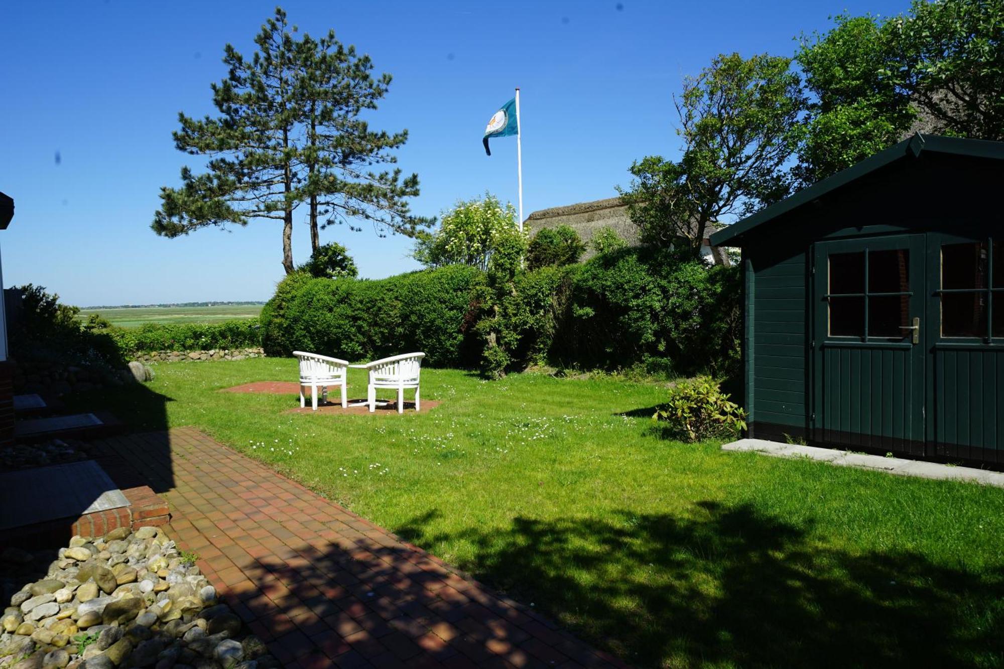 Apartment In Morsum Mit Terrasse *